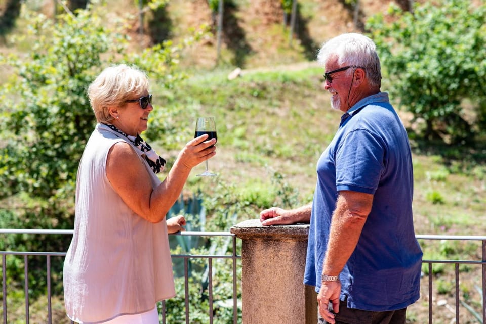 Day, People, Natural landscape, Logo/Certificate/Sign, On site, Guests, group of guests