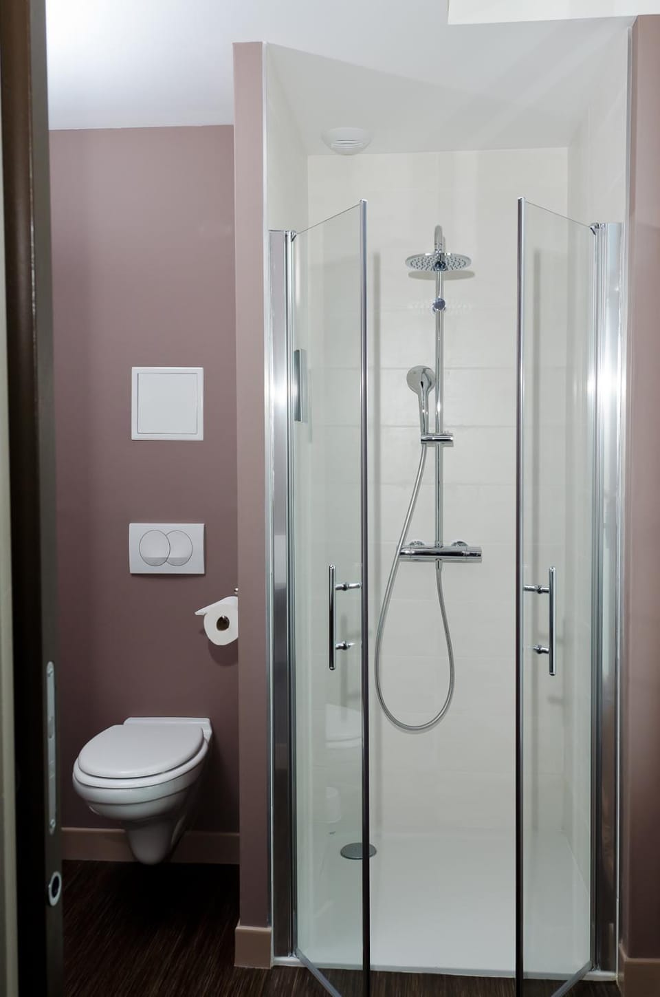 Bathroom, Family