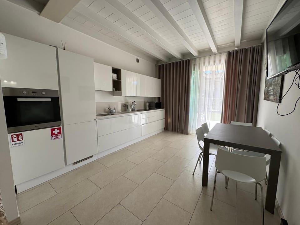 De Luxe Apartments Eden Apartment in Sirmione