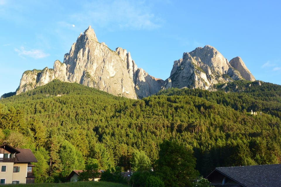 Off site, Day, Natural landscape, Summer, Mountain view