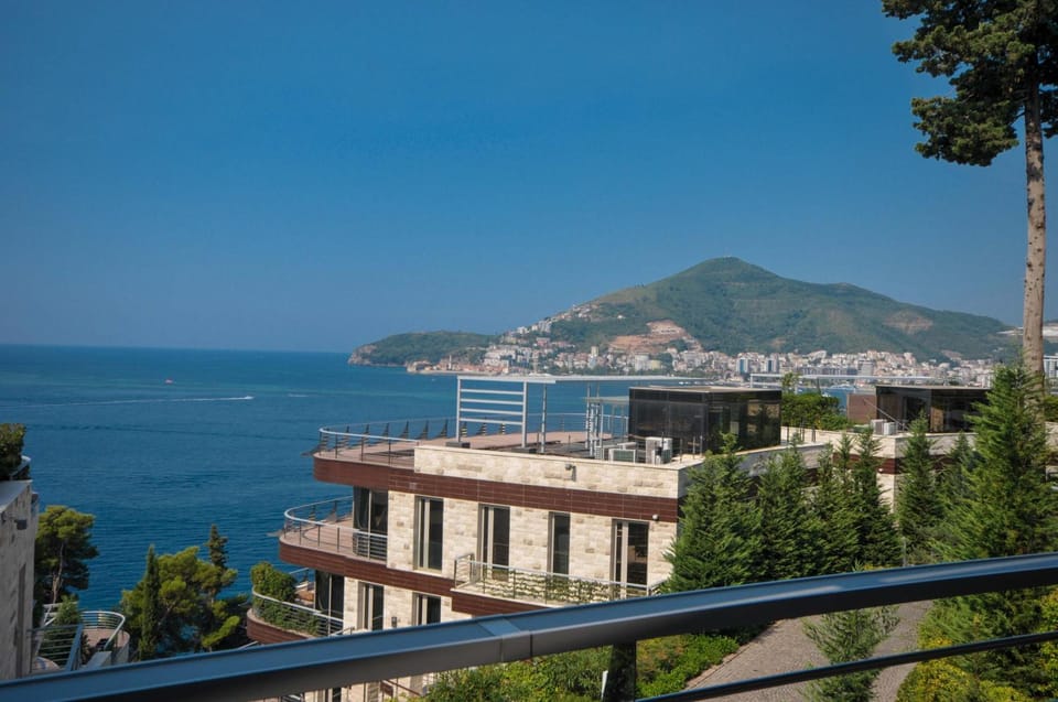 Balcony/Terrace, City view, Sea view