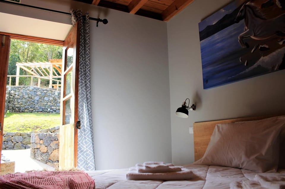 Garden, Bedroom, Garden view