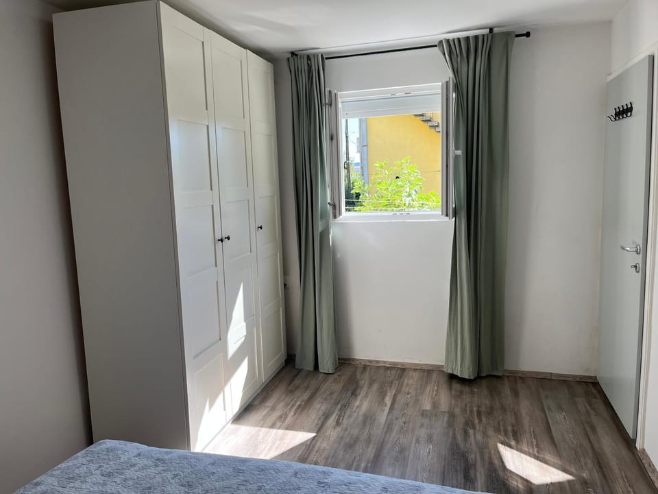Bed, Bedroom, wardrobe