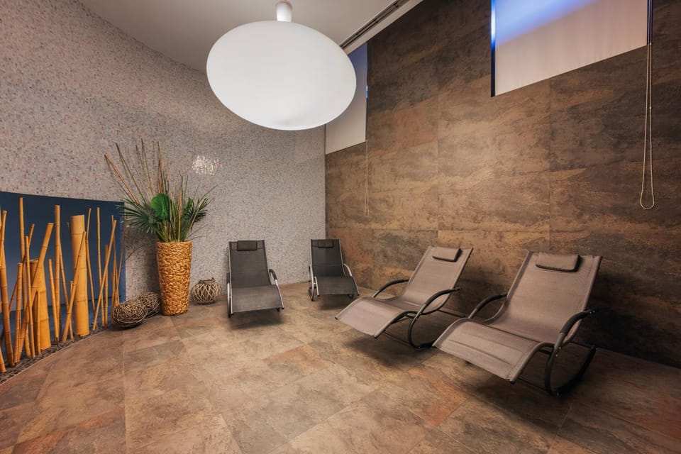 Spa and wellness centre/facilities, Seating area