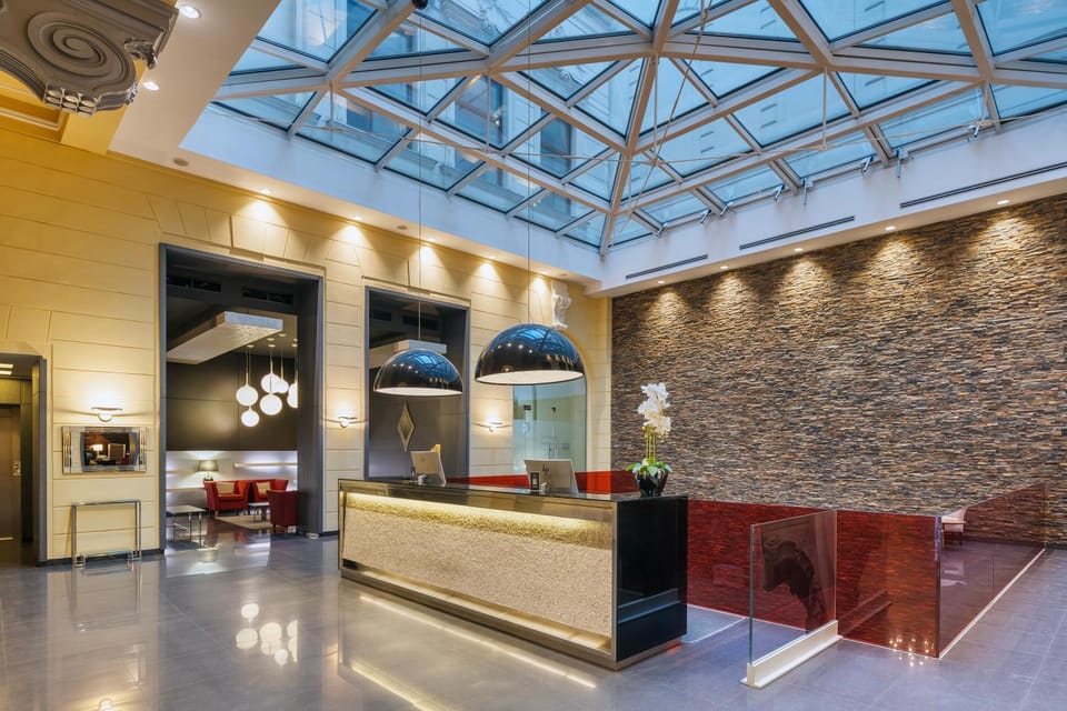 Lobby or reception, Seating area