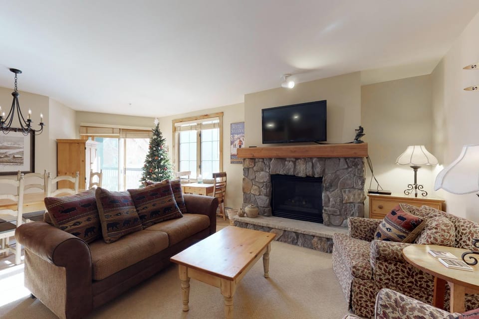 The Dakota Outpost Apartment in Keystone