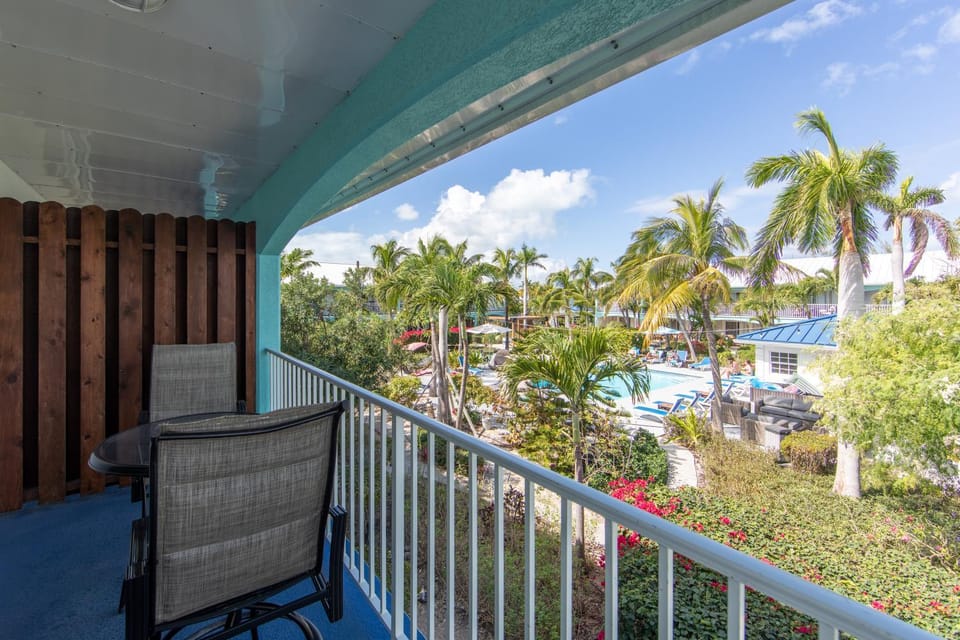 Island Club Turks & Grace Bay Place Inn in Grace Bay