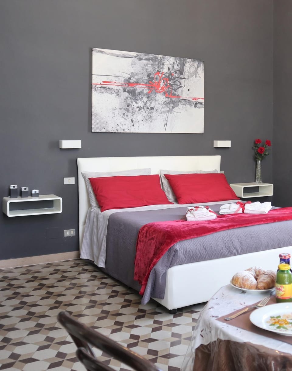 Bed, Photo of the whole room