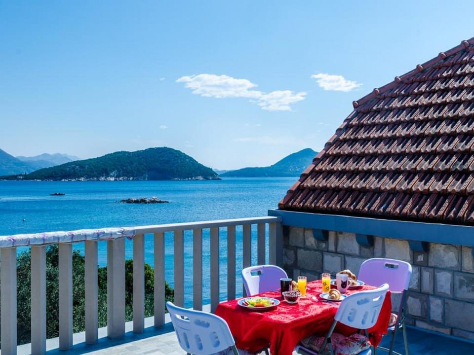 Apartment Tonka's Terrace Apartment in Dubrovnik-Neretva County