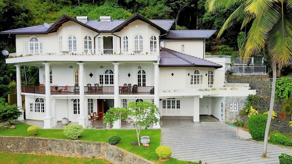 Samindra Villa Vacation rental in Kandy