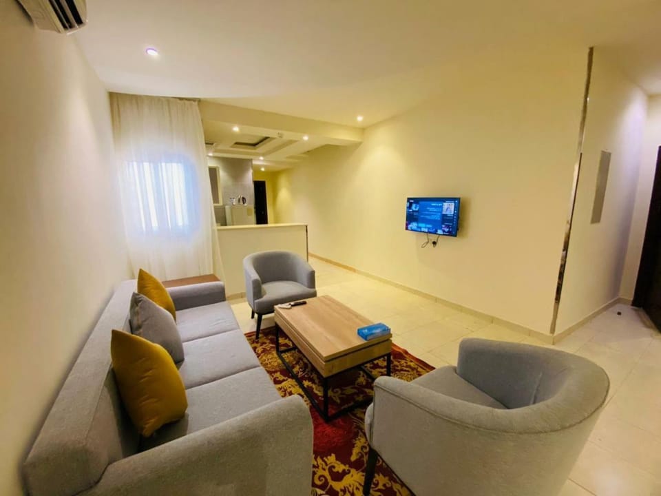 Living room, Seating area