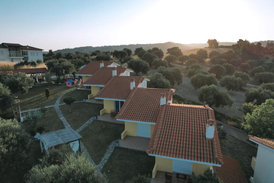 Property building, Bird's eye view, Sunrise
