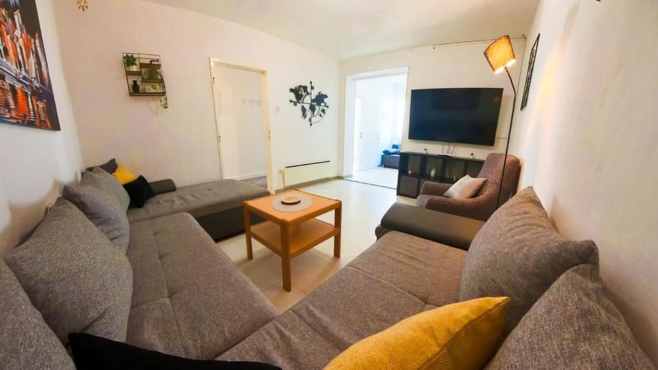 Apartment Dado Apartment in Makarska