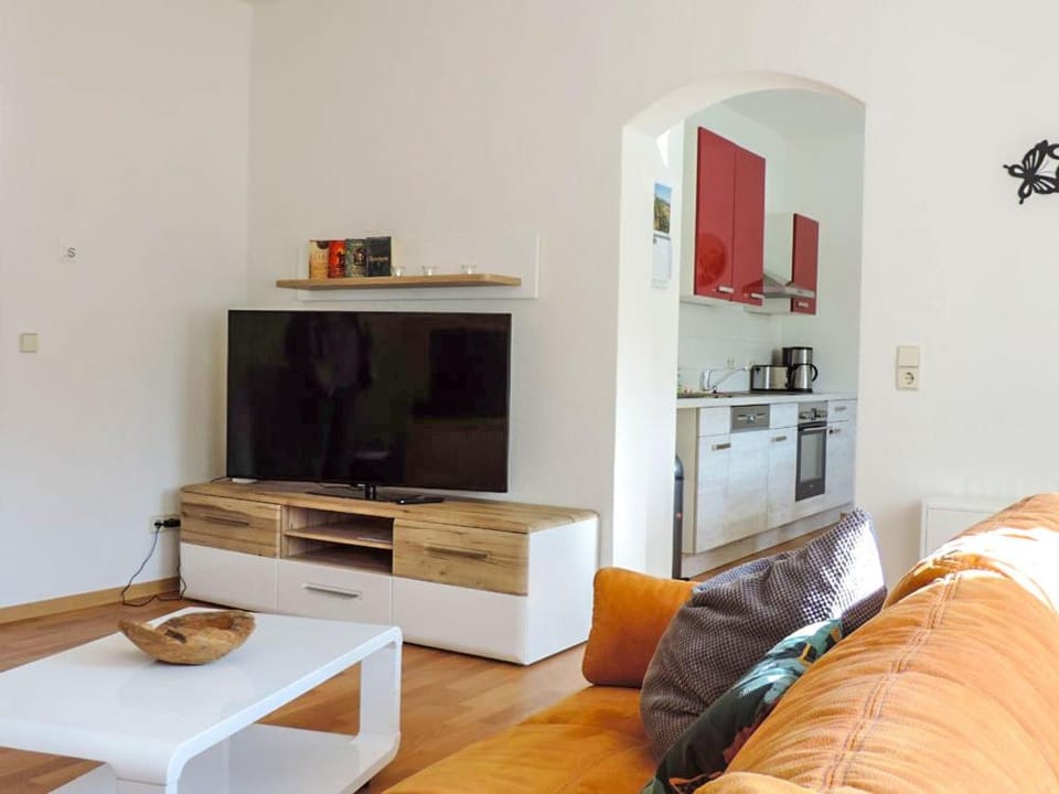Kitchen or kitchenette, Living room, kitchen