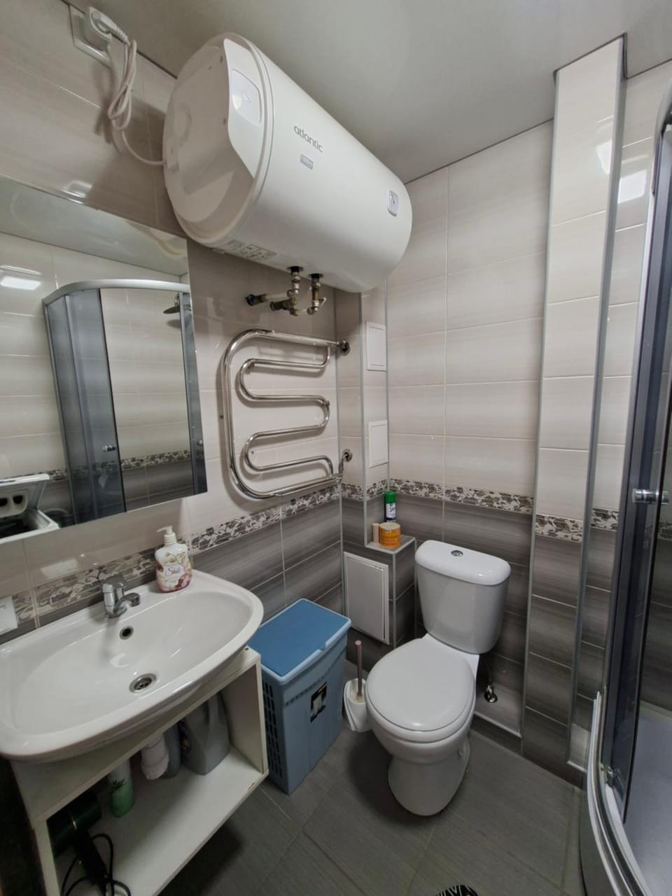 Сонячна галерея, 2-га міська лікарня Apartment in Dnipropetrovsk Oblast