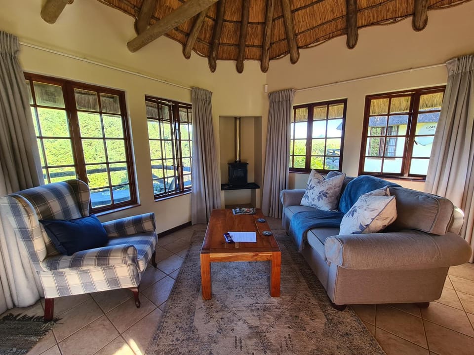 Living room, Seating area, fireplace