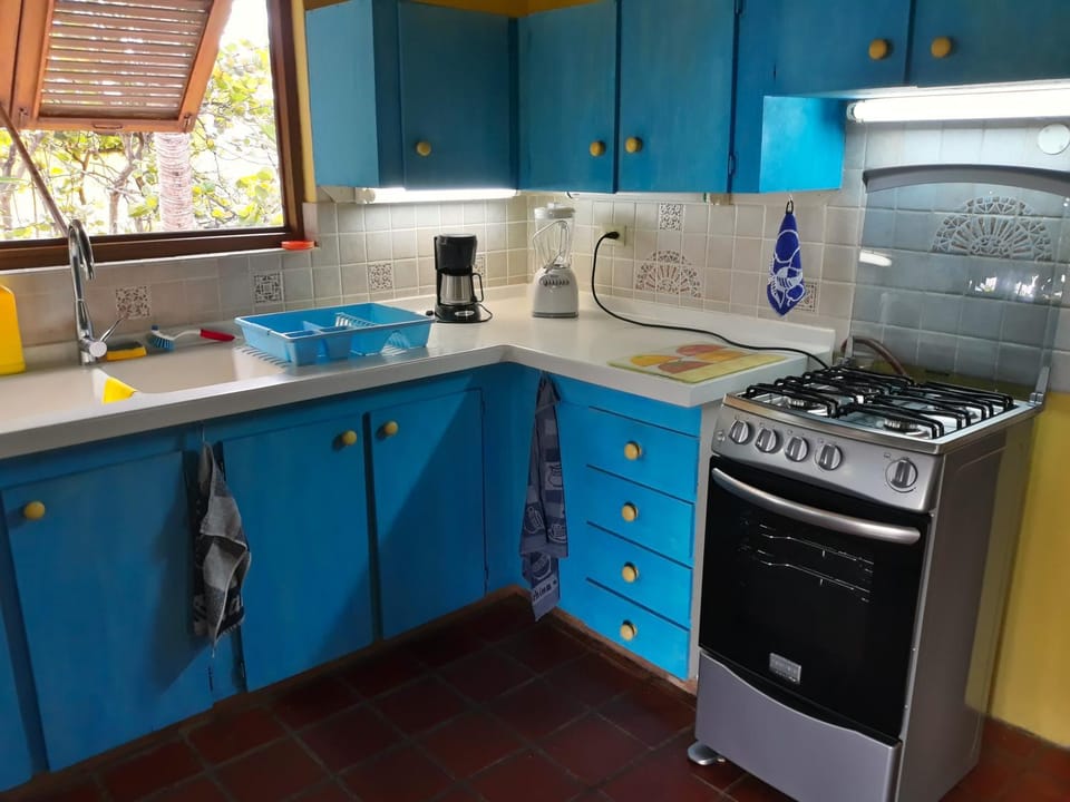 Day, Coffee/tea facilities, Kitchen or kitchenette, Kitchen or kitchenette, On site, Food, Garden view, Drinks