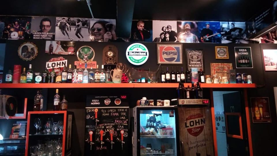 Lounge or bar