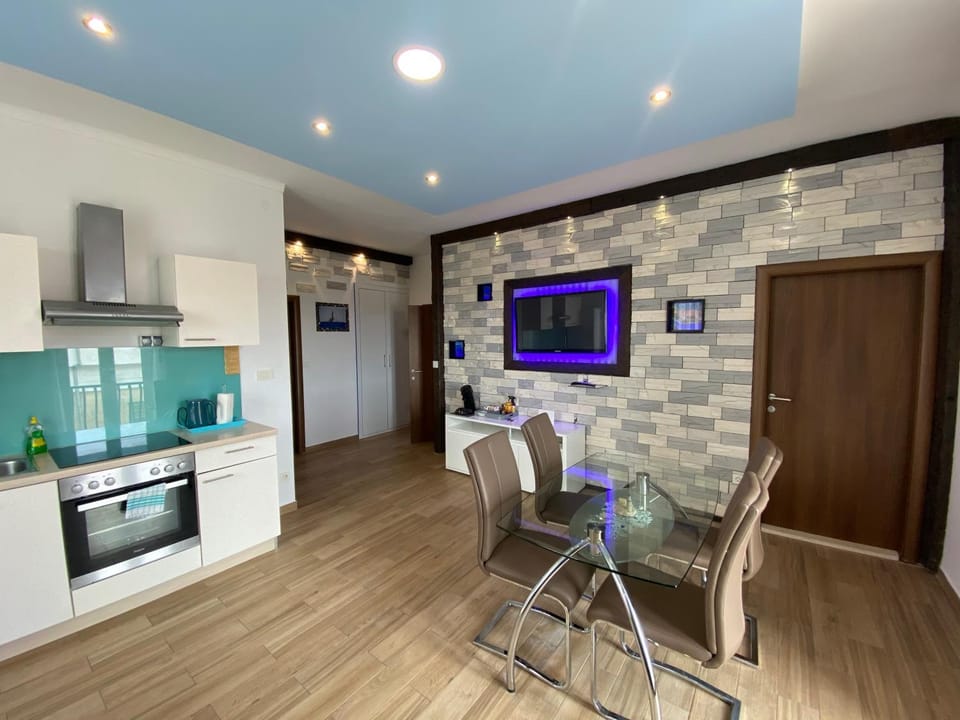 Violet Sea Breeze Apartment in Split