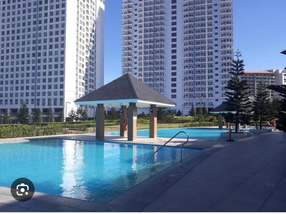 The Wind Escape Netflix-Ready Staycation for 4 Apartment in Tagaytay