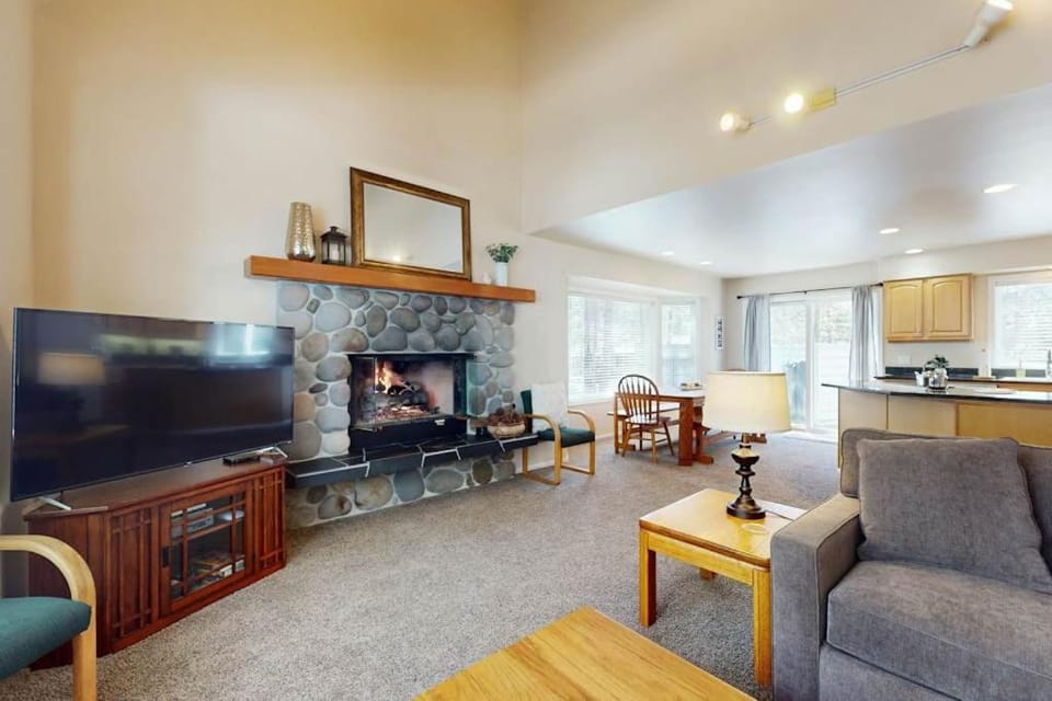 Lynx Lane 08 | Discover Sunriver House in Sunriver