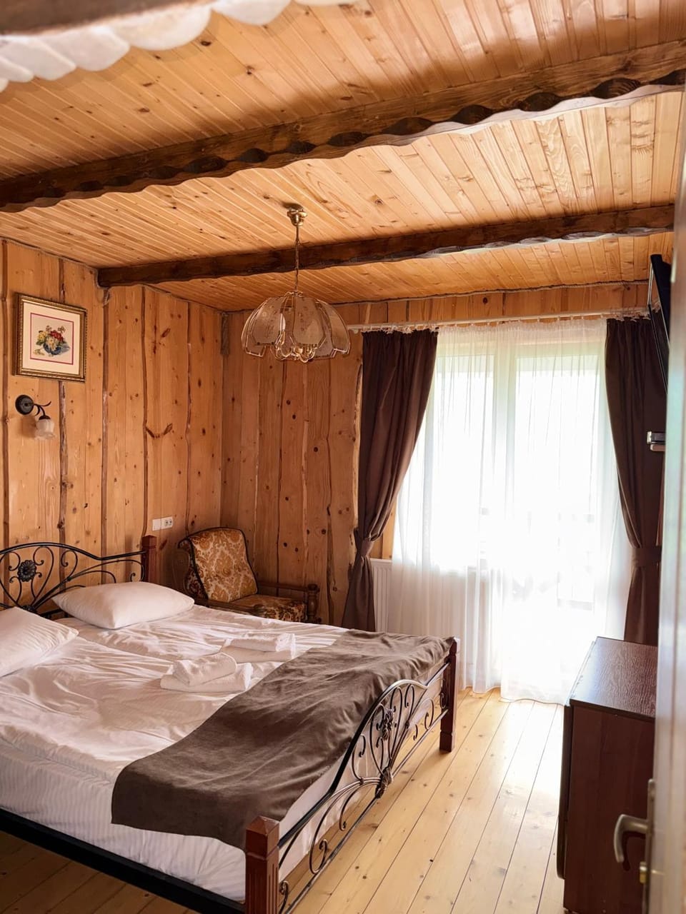 Gutsulska rodzynka Inn in Ukraine