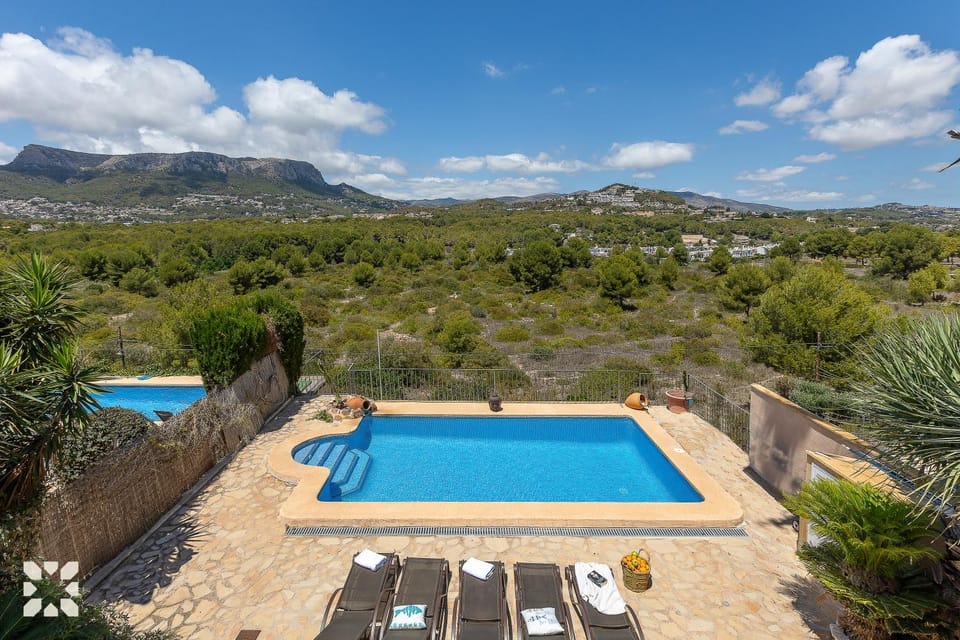 Spring, Day, Natural landscape, Bird's eye view, Mountain view, Pool view, Swimming pool, sunbed