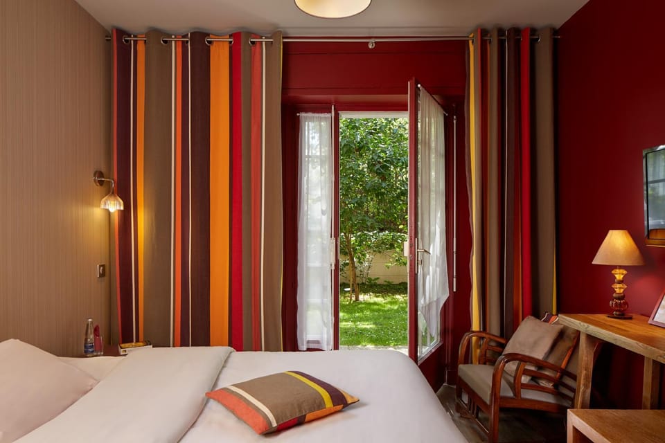 Le Vert Galant - Auberge Etchegorry Hotel in Paris