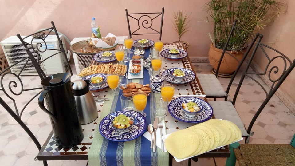 Balcony/Terrace, Food and drinks, Dining area, Food, Breakfast, Continental breakfast, Drinks