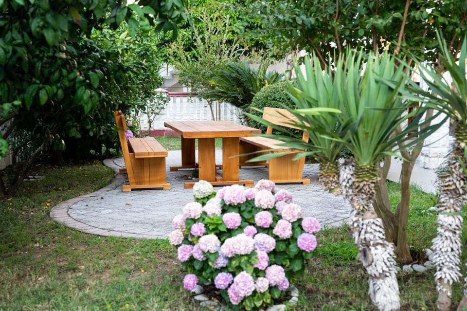 Garden, Garden view