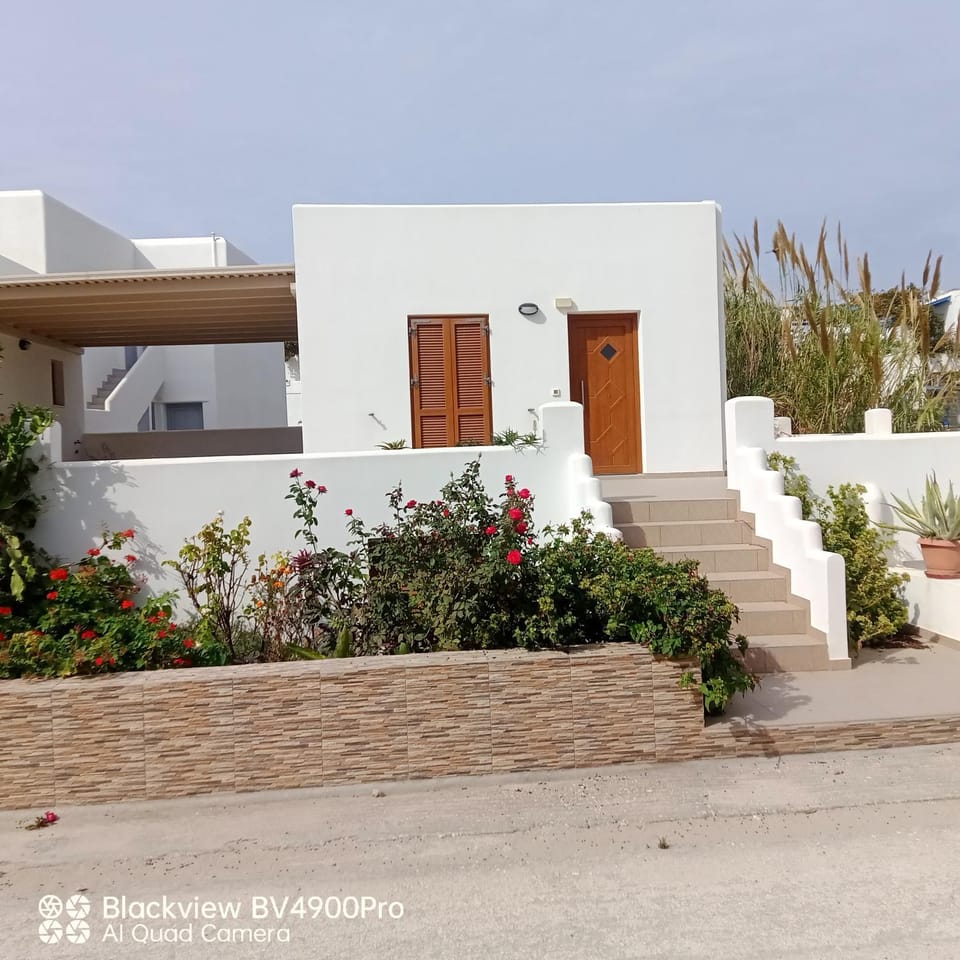 Margaritis Apartments 2 Apartment in Naxos, Naxos and Lesser Cyclades, Greece