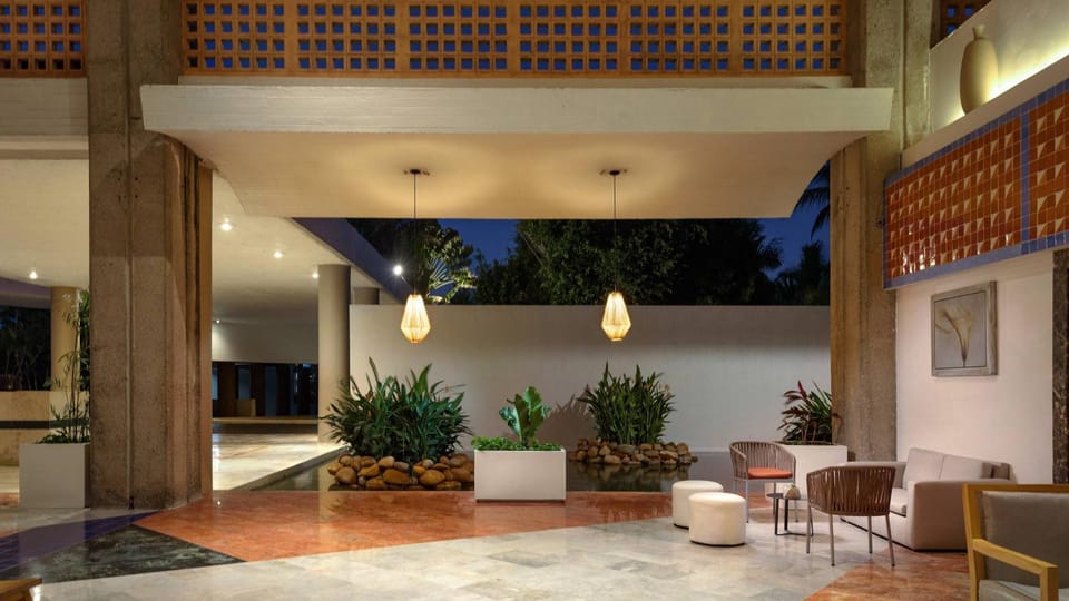 Facade/entrance, Lobby or reception