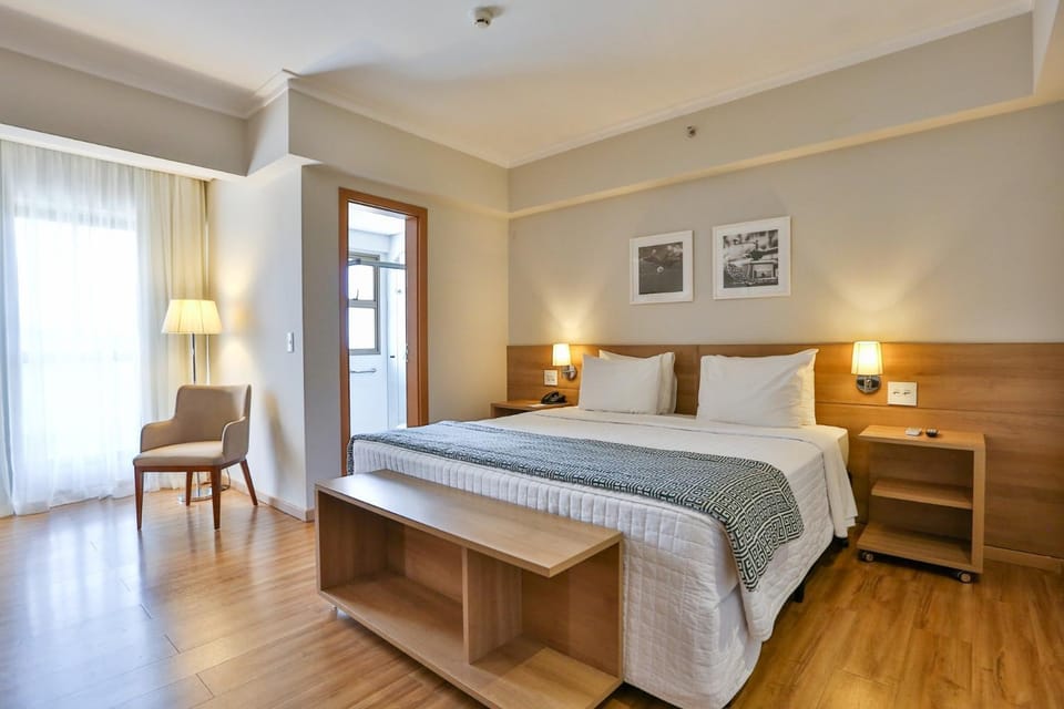 Bed, Bedroom, microwave, minibar, kitchen