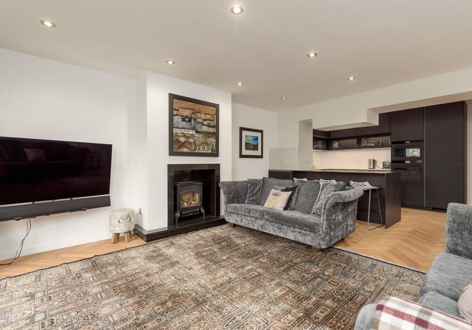 Living room, Decorative detail, Seating area