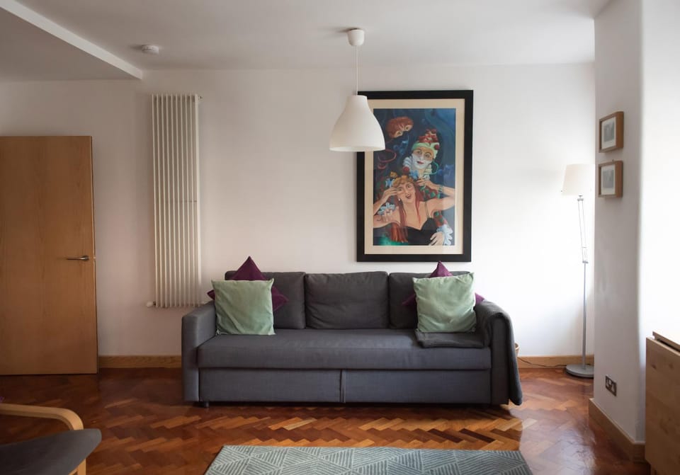 Living room, Decorative detail, Seating area