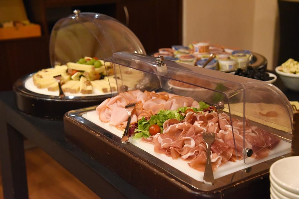 Buffet breakfast