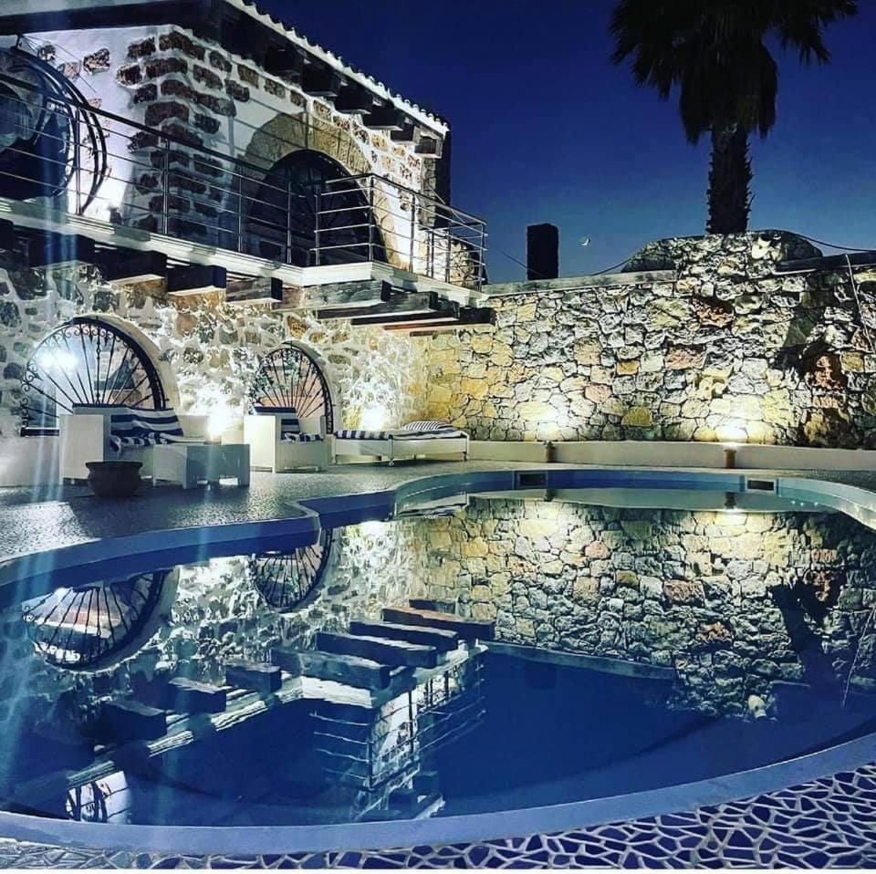 Night, Swimming pool