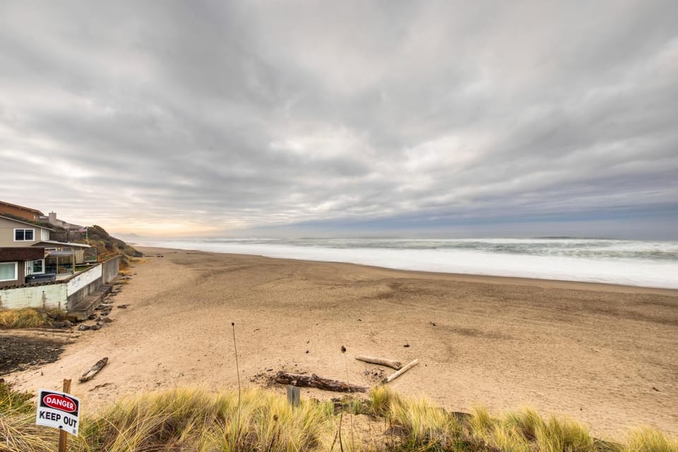 The Best Little Beach House on the Oregon Coast! House in Gleneden Beach