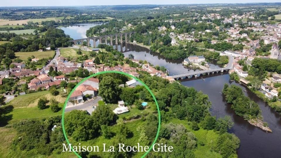 Nearby landmark, Neighbourhood, Bird's eye view, River view