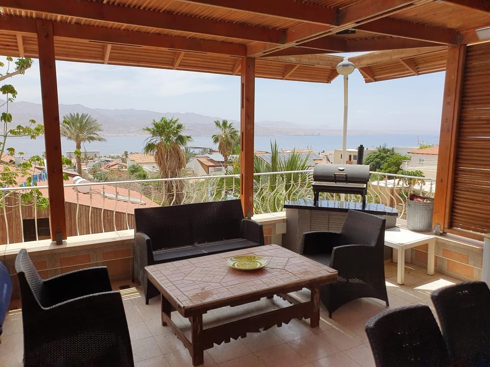 BBQ facilities, Balcony/Terrace, Sea view