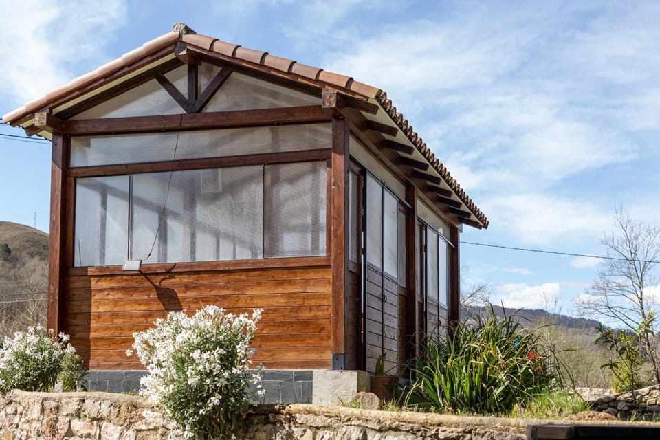 Property building, Garden