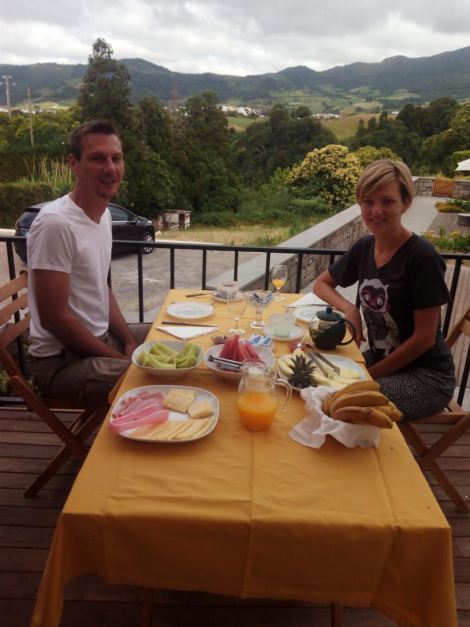 Mountain view, Breakfast