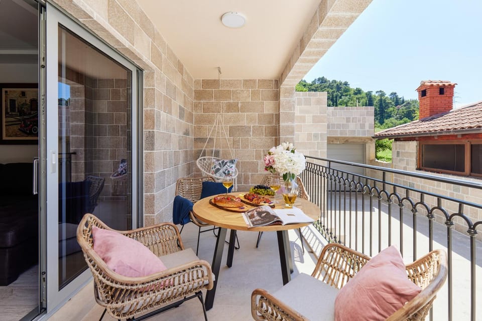 Carpe Diem Apartments Apartment in Kotor Municipality