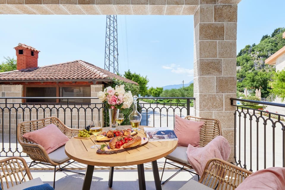 Carpe Diem Apartments Apartment in Kotor Municipality