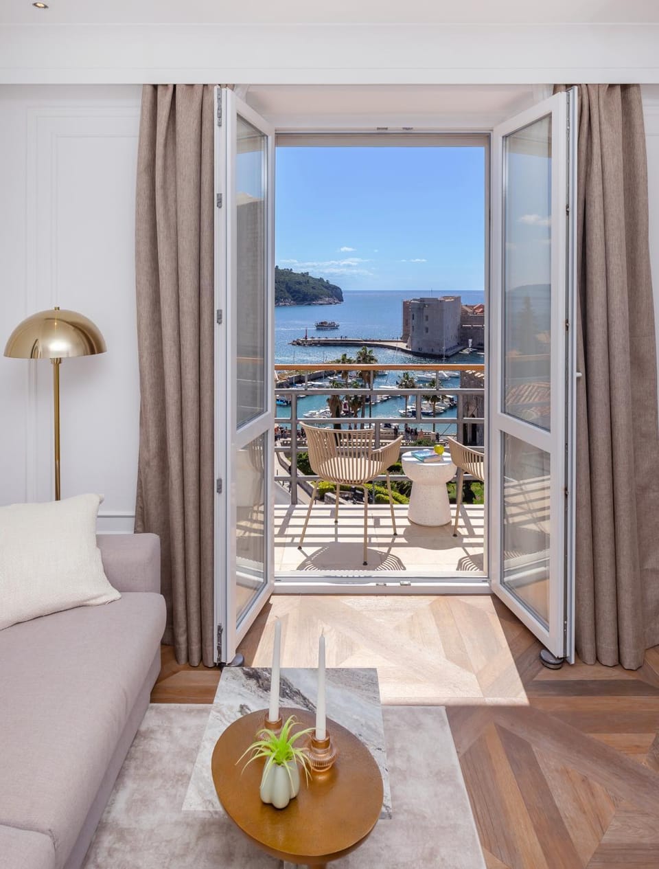 Spring, Day, Living room, Decorative detail, Beach, Sea view