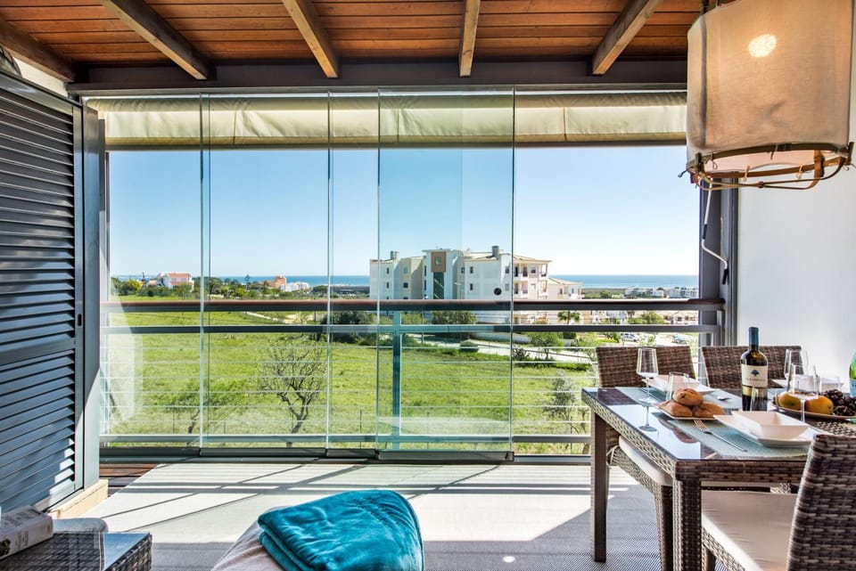 View (from property/room), View (from property/room), Balcony/Terrace, Balcony/Terrace, Seating area, Sea view, Sea view