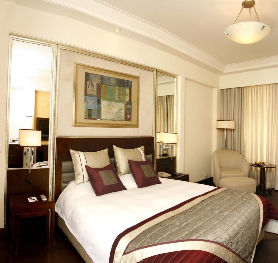 Dia Park Premier Hotel in Gurugram