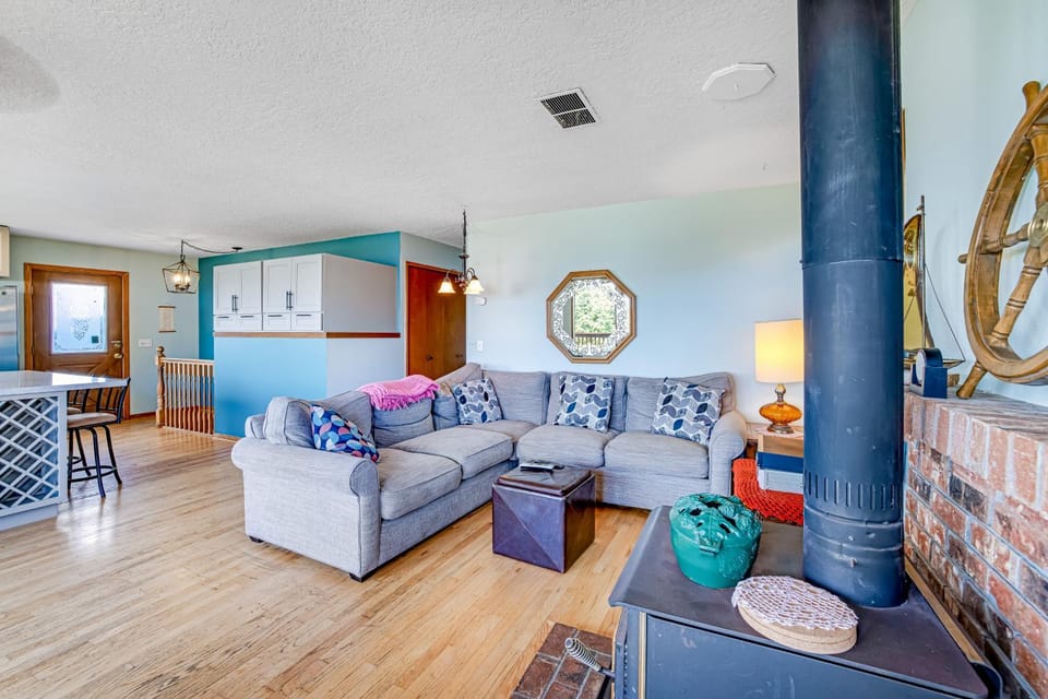 Bayocean Retreat House in Cape Meares