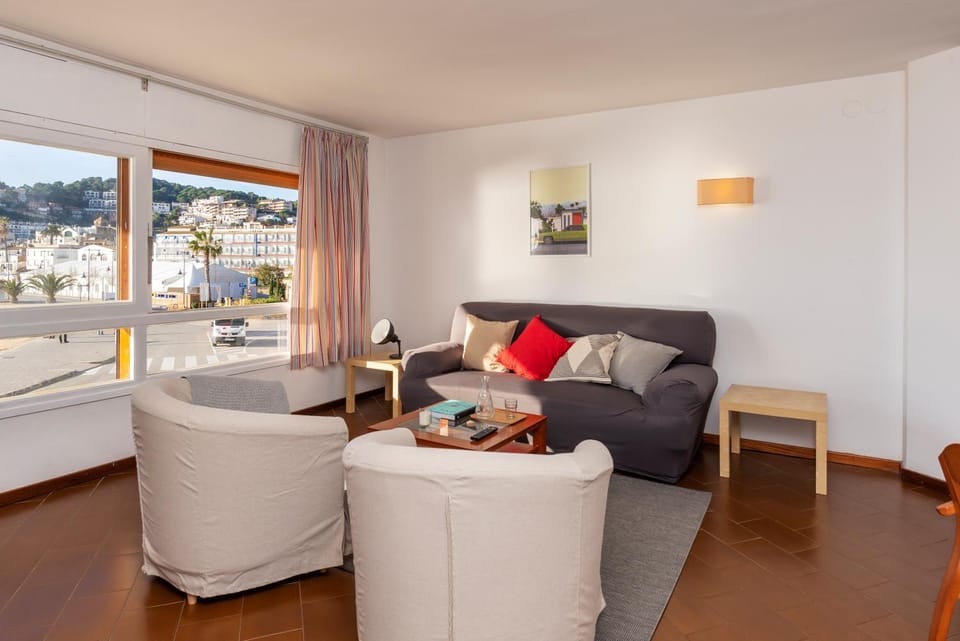 Living room, Sea view