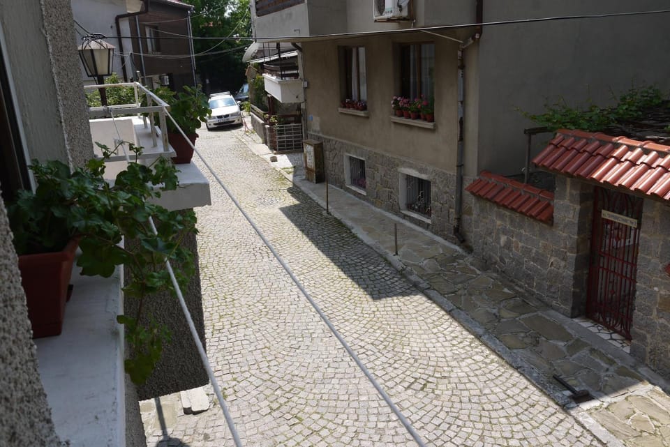 Neighbourhood